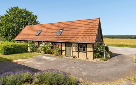 Redlef - 9Km from the Sea: Flooring, Wand, Fussboden, Interior Design, Holz, Decke, Holzboden, Beleuchtung, Möbel, Laminatboden