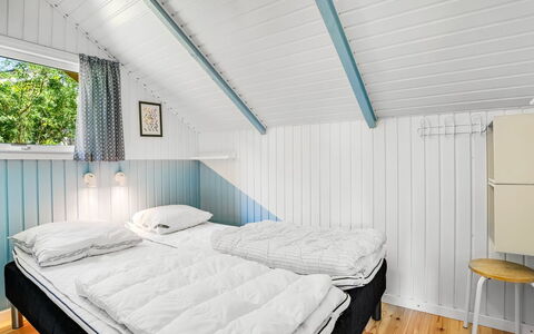 Elijoan - 400M from the Sea: Wohngebiet, Dach, Vorort, Auffahrt, Estate, Kamin