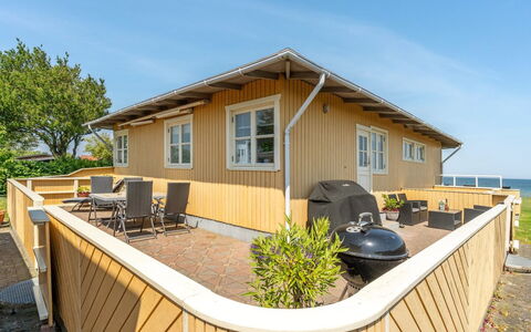 Hwitserk - 5M from the Sea: Wohngebiet, Dach, Vorort, Auffahrt, Estate, Kamin