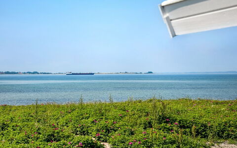 Arnwith - 20M from the Sea: Blau, Horizont, Meer, Küsten Und Ozeanische Forms, Ozean, Küste, Strand, Ufer, Tropen, Klang