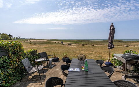 Lucjan - 50M from the Sea: Blau, Strauch, Hütte, Ground, Garten, Estate, Schatten, Landscaping, Bauernhaus, Eco Hotel