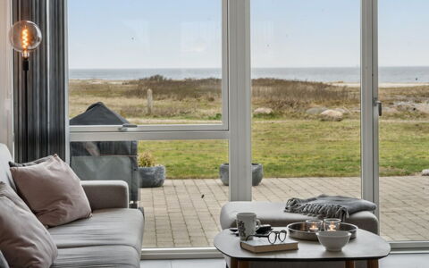 Lucjan - 50M from the Sea: Blau, Strauch, Hütte, Ground, Garten, Estate, Schatten, Landscaping, Bauernhaus, Eco Hotel