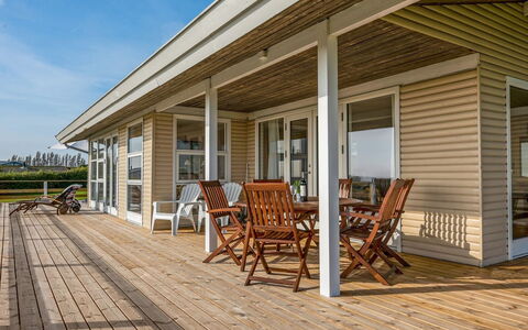Arton - 300M from the Sea: Blau, Strauch, Hütte, Ground, Garten, Estate, Schatten, Landscaping, Bauernhaus, Eco Hotel