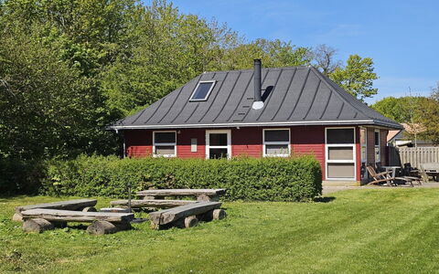 Wrage - 500M from the Sea: Flooring, Wand, Fussboden, Interior Design, Holz, Decke, Holzboden, Beleuchtung, Möbel, Laminatboden