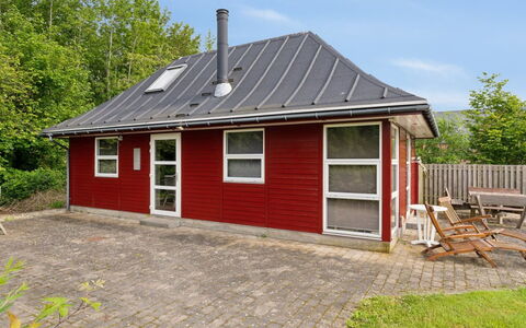 Wrage - 500M from the Sea: Flooring, Wand, Fussboden, Interior Design, Holz, Decke, Holzboden, Beleuchtung, Möbel, Laminatboden