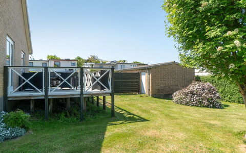 Ambrosius - 75M from the Sea: Pflanzengemeinschaft, Sonnenlicht, Krautige Pflanze, Garten, Plantage, Landwirtschaft, Bauernhof