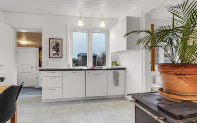 Truels - 2Km from the Sea