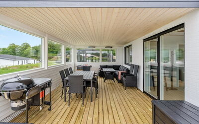 Constantin - 500M from the Sea