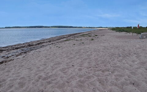 Inge - 300M from the Sea: Blau, Strauch, Hütte, Ground, Garten, Estate, Schatten, Landscaping, Bauernhaus, Eco Hotel