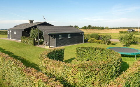 Myrte - 500M from the Sea: Haus, Dach, Zuhause, Hütte, Estate, Bauernhaus, Villa, Veranda, Abstellgleis
