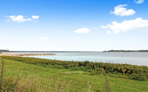Cara - 200M from the Sea: Dach, Haus, Zuhause, Hütte, Abstellgleis, Estate, Auffahrt, Gartenbauten, Garten, Schuppen