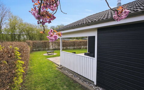 Holmwith - 200M from the Sea