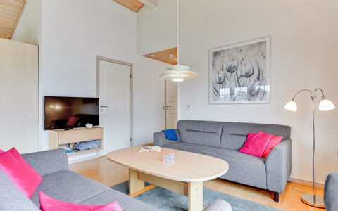 Karina - 150M to the Fjord: Interior Design, Flooring, Fussboden, Holz, Möbel, Couch, Decke, Wohnzimmer, Zimmer, Holzboden