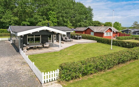 Ølwir - 400M to the Fjord: Dach, Haus, Grundstueck, Zuhause, Hütte, Estate, Gartenbauten, Schatten, Blockhaus, Landscaping