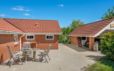 Erp - 10Km from the Sea