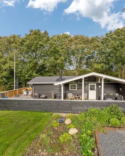 Emmanuela - 700M to the Fjord