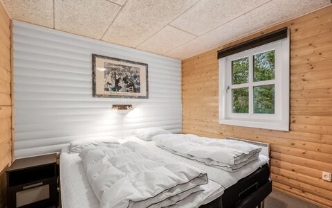 Yvonna - 350M to the Fjord: Holz, Zuhause, Schlafzimmer, Winter, Einfrieren, Holzbeize, Hartholz, Blockhaus, Planke, Bett