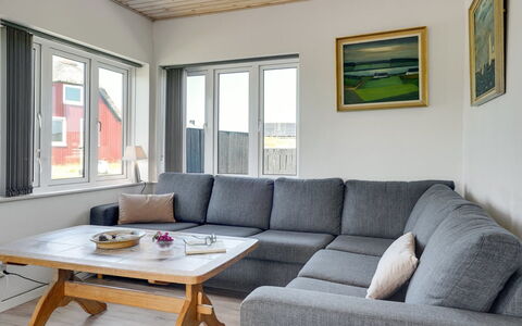 Ludwik - 150M from the Sea: Die Architektur, Dach, Zuhause, Verbundwerkstoff, Daylighting, Abstellgleis, Auffahrt