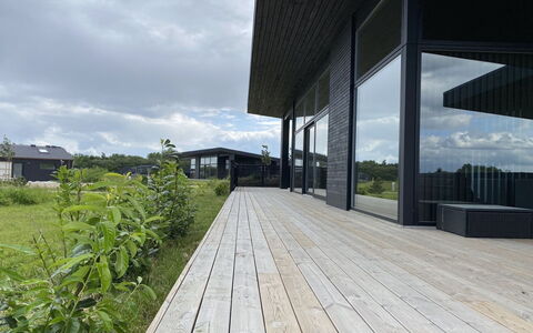 Anelle - 500M from the Sea: Hütte, Zuhause, Haus, Dach, Veranda, Estate, Abstellgleis, Gartenbauten, Bauernhaus, Garten