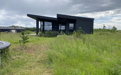 Anelle - 500M from the Sea: Hütte, Zuhause, Haus, Dach, Veranda, Estate, Abstellgleis, Gartenbauten, Bauernhaus, Garten