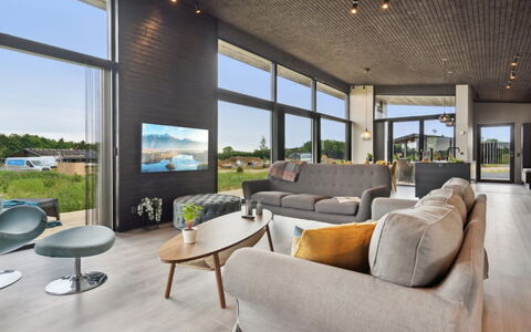 Anelle - 500M from the Sea: Zuhause, Estate, Stuhl, Design, Wohnzimmer, Couch, Villa, Hartholz, Penthouse