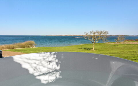 Thorge - 75M to the Fjord: Blau, Horizont, Küste, Ufer, Ozean, Schwimmbad, Tropen, Strand, Bucht, Gartenmöbel