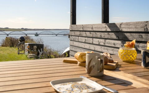 Nielsen - 30M to the Fjord: Holz, Möbel, Gartenmöbel, Tabelle, Küsten Und Ozeanische Forms, Hartholz, Tisch Im Freien, Meer, Küste, Stuhl