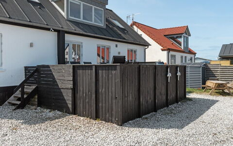 Thilla - 100M from the Sea: Haus, Zuhause, Dach, Hütte, Grundstueck, Estate, Bauernhaus, Dorf, Bauernhof