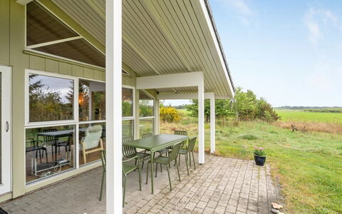 Aameek - 3Km from the Sea: Pflanzengemeinschaft, Sonnenlicht, Krautige Pflanze, Garten, Plantage, Landwirtschaft, Bauernhof