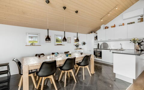 Samuil - 300M to the Fjord: Interior Design, Holz, Light Fixture, Decke, Flooring, Möbel, Küche & Esszimmer Tisch, Beleuchtung, Küche, Countertop