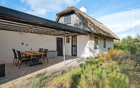 Tordis - 250M to the Fjord: Die Architektur, Dach, Zuhause, Verbundwerkstoff, Daylighting, Abstellgleis, Auffahrt