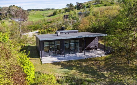 Irek - 500M from the Sea: Hütte, Zuhause, Haus, Dach, Veranda, Estate, Abstellgleis, Gartenbauten, Bauernhaus, Garten