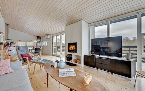 Gise - 800M from the Sea: Dachdecken, Hütte, Haus, Dach, Zuhause, Bauernhaus, Hütte, Estate, Dorf