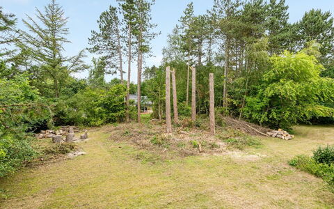 Jakko - 300M from the Sea: Dach, Haus, Zuhause, Hütte, Abstellgleis, Estate, Auffahrt, Gartenbauten, Garten, Schuppen