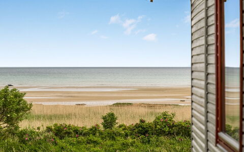 Elpida - 100M from the Sea: Dach, Haus, Zuhause, Hütte, Abstellgleis, Estate, Auffahrt, Gartenbauten, Garten, Schuppen