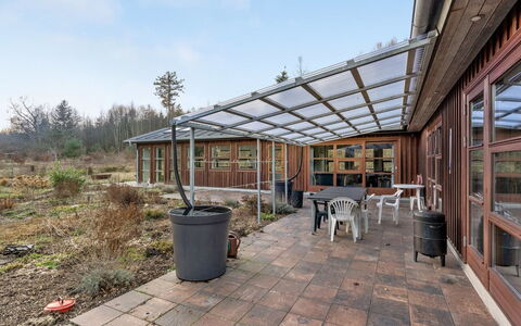 Toska: Flooring, Wand, Fussboden, Interior Design, Holz, Decke, Holzboden, Beleuchtung, Möbel, Laminatboden