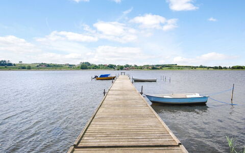 Annabeth - 300M to the Fjord: Blau, Wasser, Gewässer, Wasservorräte, Wasserweg, Horizont, Dock, Wolke, Seebrücke, Wasserlauf