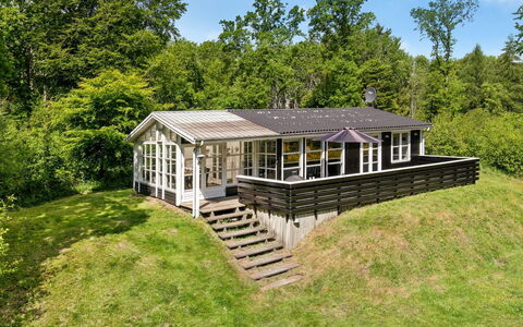 Gunward - 1.5Km from the Sea: Wohngebiet, Dach, Vorort, Auffahrt, Estate, Kamin