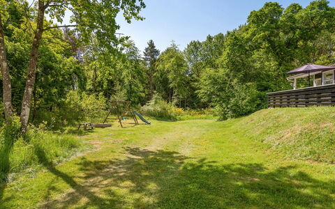 Gunward - 1.5Km from the Sea: Wohngebiet, Dach, Vorort, Auffahrt, Estate, Kamin