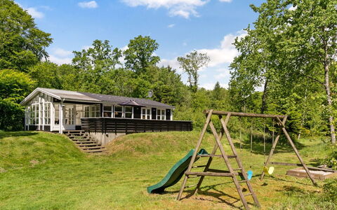 Gunward - 1.5Km from the Sea: Wohngebiet, Dach, Vorort, Auffahrt, Estate, Kamin