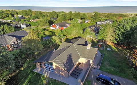 Ehlin - 150M from the Sea: Dachdecken, Hütte, Haus, Dach, Zuhause, Bauernhaus, Hütte, Estate, Dorf