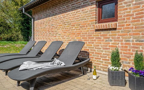 Ehlin - 150M from the Sea: Dachdecken, Hütte, Haus, Dach, Zuhause, Bauernhaus, Hütte, Estate, Dorf