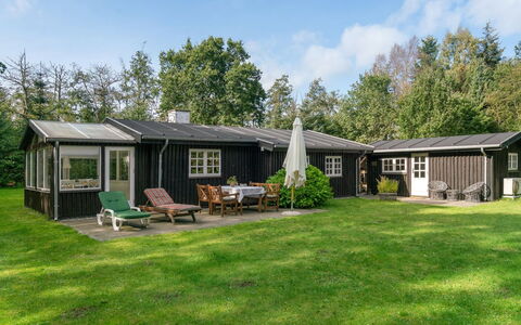 Arnborg - 2Km from the Sea: Die Architektur, Dach, Zuhause, Verbundwerkstoff, Daylighting, Abstellgleis, Auffahrt