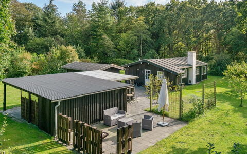 Arnborg - 2Km from the Sea: Die Architektur, Dach, Zuhause, Verbundwerkstoff, Daylighting, Abstellgleis, Auffahrt