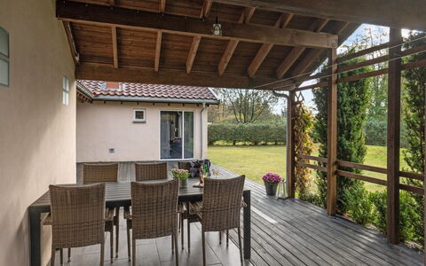Danijela - 1.2Km from the Sea: Dachdecken, Hütte, Haus, Dach, Zuhause, Bauernhaus, Hütte, Estate, Dorf