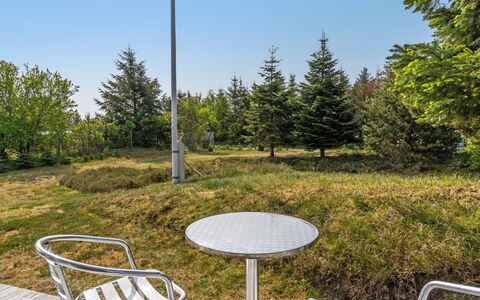 Andria - 300M from the Sea: Holz, Zuhause, Veranda, Deck, Hartholz, Dach, Holzbeize, Holzboden, Eco Hotel
