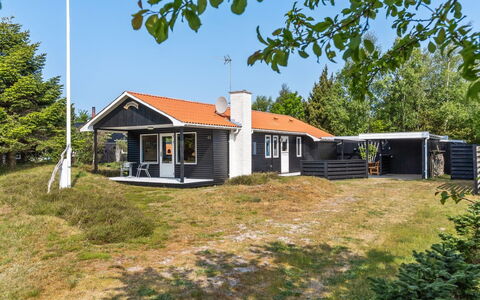 Andria - 300M from the Sea: Holz, Zuhause, Veranda, Deck, Hartholz, Dach, Holzbeize, Holzboden, Eco Hotel