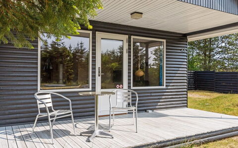 Andria - 300M from the Sea: Holz, Zuhause, Veranda, Deck, Hartholz, Dach, Holzbeize, Holzboden, Eco Hotel