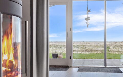 Helja - 125M from the Sea: Dachdecken, Hütte, Haus, Dach, Zuhause, Bauernhaus, Hütte, Estate, Dorf