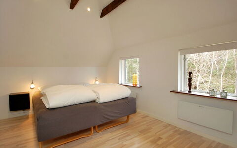 Rigitte - 1.5Km from the Sea: Flooring, Interior Design, Fussboden, Bett, Wand, Schlafzimmer, Möbel, Holz, Decke, Holzboden